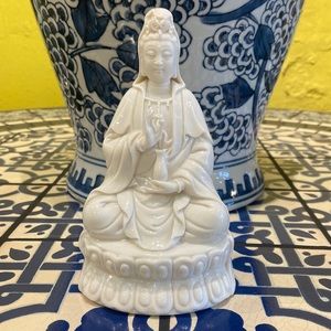 Porcelain kwan yin